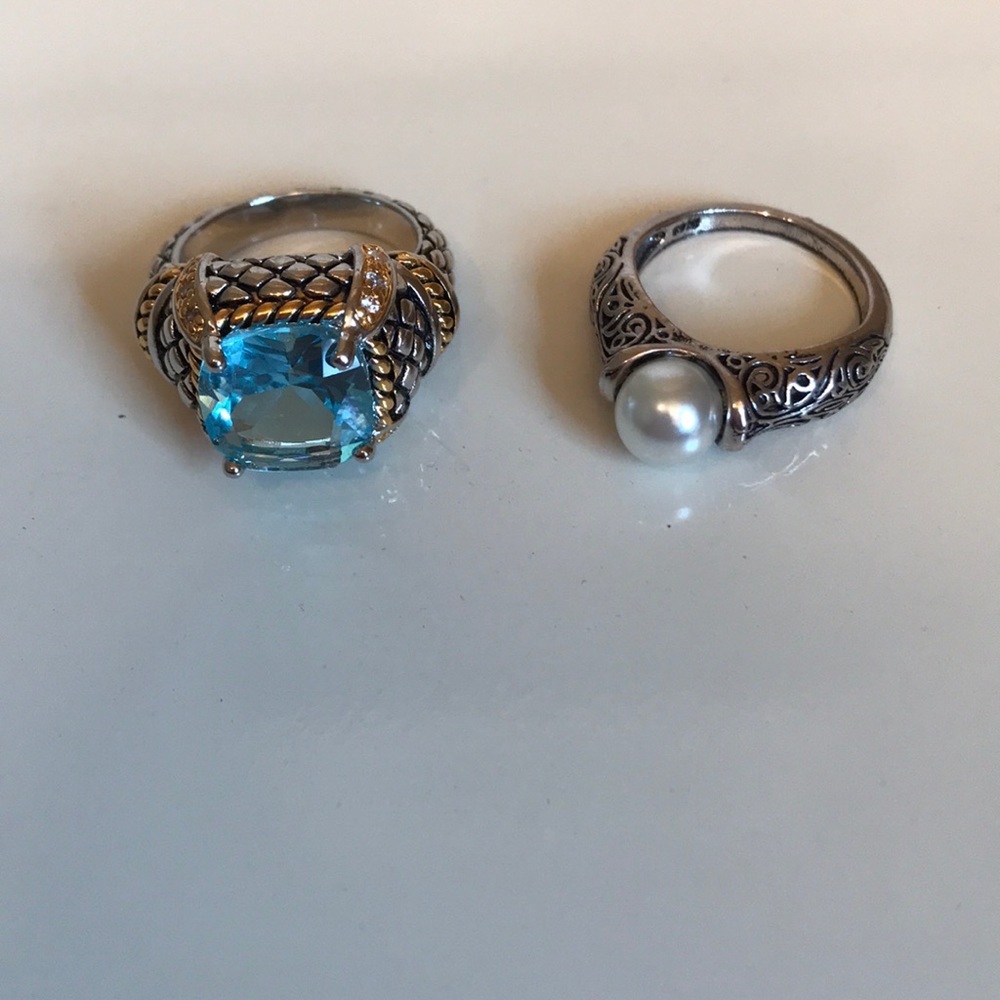Nwot costume jewelry rings